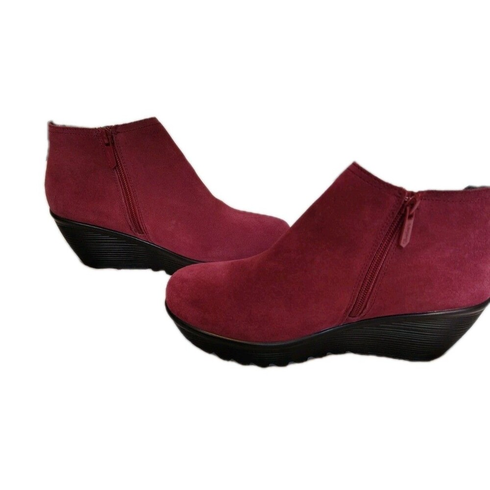 Skechers Burgundy Suede Wedge Booties - Women’s Size 7.5 NWOT - Picture 7 of 9